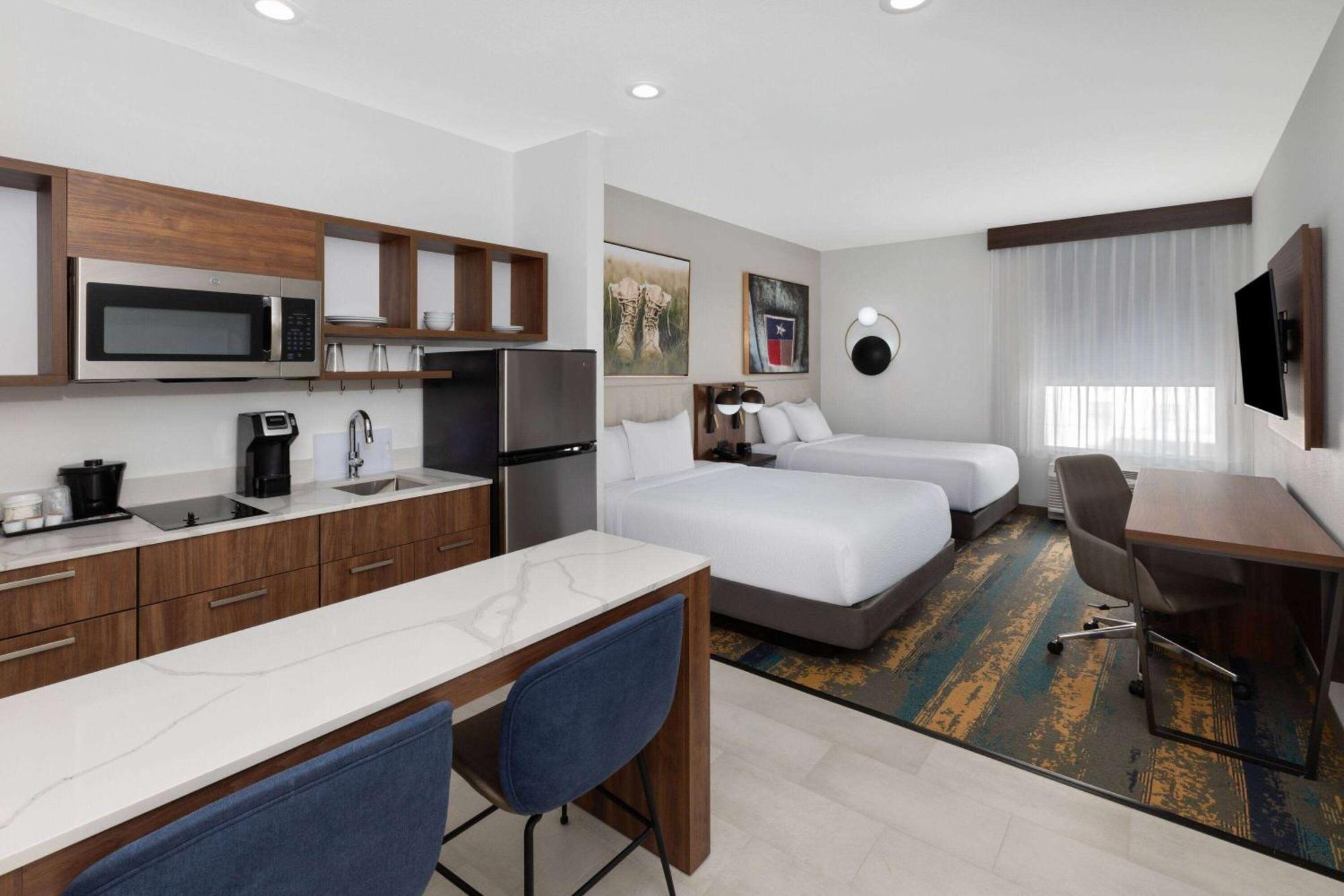 La Quinta Inn & Suites By Wyndham San Antonio At The Rim Екстер'єр фото