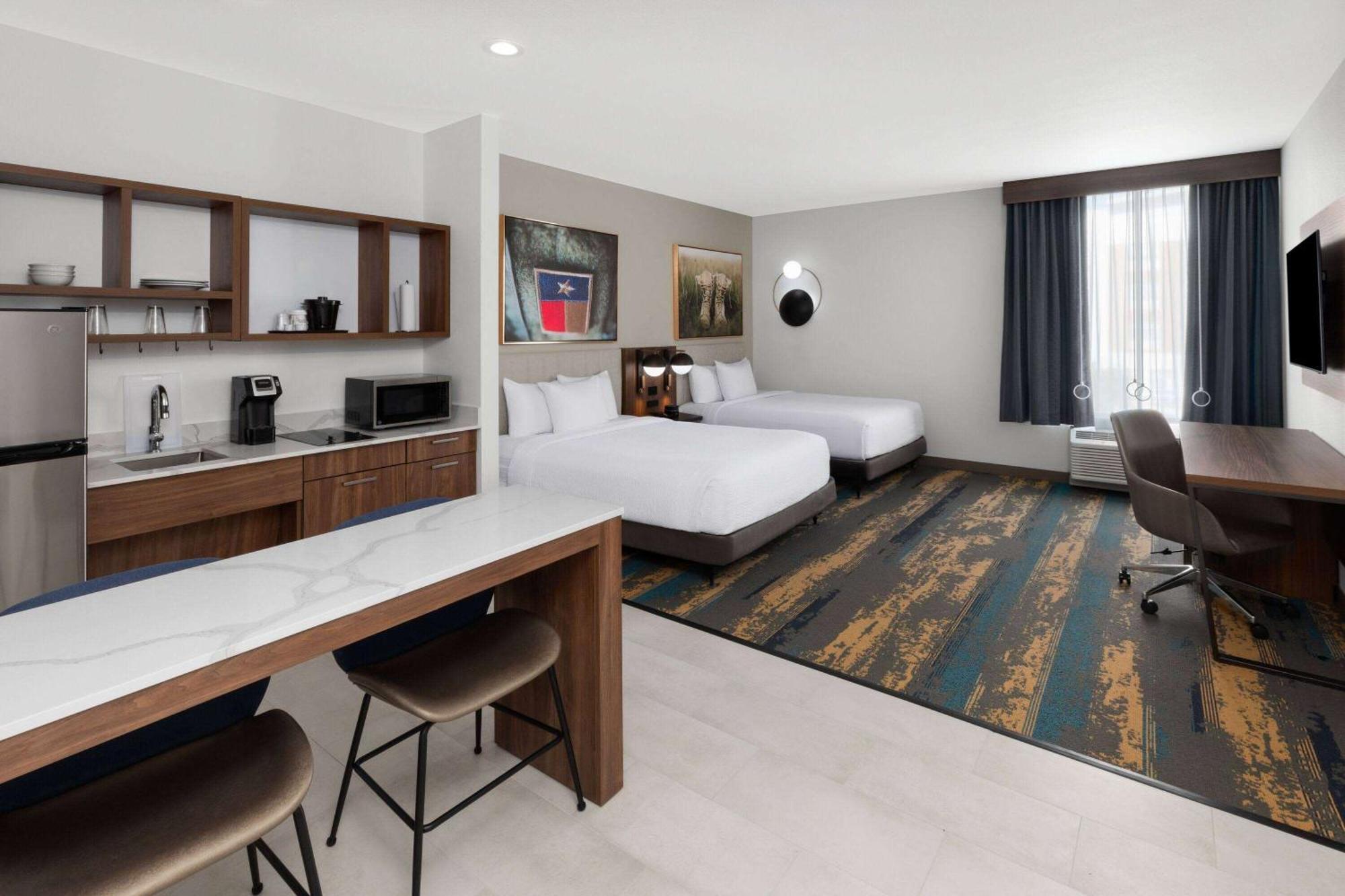 La Quinta Inn & Suites By Wyndham San Antonio At The Rim Екстер'єр фото